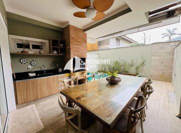 Casa · 230m² · 4 Quartos · 2 Vagas · Casa de condomínio para passar as férias em Juquehy.