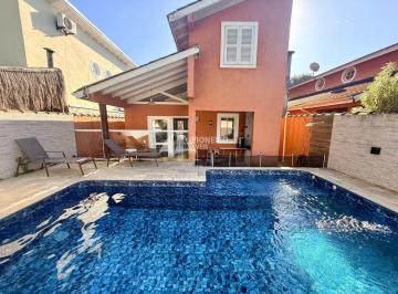 Casa · 107m² · 3 Quartos · 2 Vagas · Casa de condomínio disponível, para venda, na praia de Camburi.
