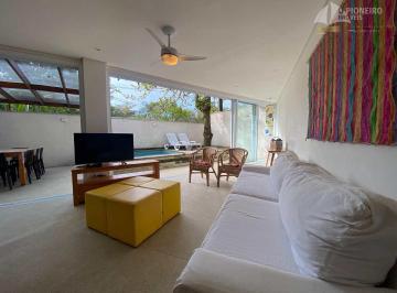 Casa · 150m² · 4 Quartos · 3 Vagas · Casa de condomínio, disponível para temporada em Juquehy.