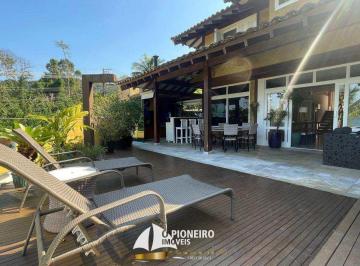 Casa · 240m² · 5 Quartos · 2 Vagas · Casa disponível para final de ano e venda em Juquehy.