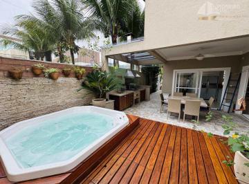 Casa · 250m² · 4 Quartos · 2 Vagas · Casa para venda, na praia de Juquehy, perto do mar.