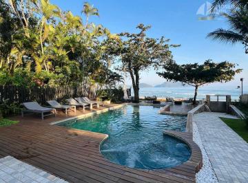 Casa · 250m² · 4 Quartos · 2 Vagas · Casa para venda, na praia de Juquehy, perto do mar.
