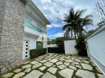 Casa · 200m² · 5 Quartos · 3 Vagas · Casa de condomínio para venda e temporada, em Juquehy