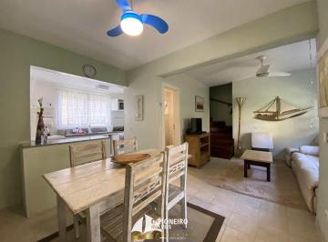 Casa · 70m² · 2 Quartos · 2 Vagas · Venda de casa localizada na praia de Barra do Una.