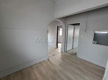Comercial · 80m² · Conjunto comercial em Santana, 80m² com 6 salas, copa, cozinha e 2 banheiros.