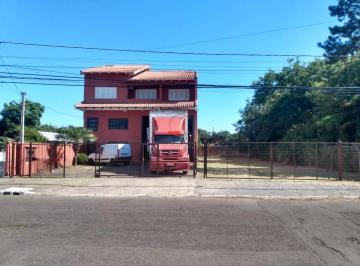 Comercial · 550m² · 4 Quartos · Pavilhão com casa