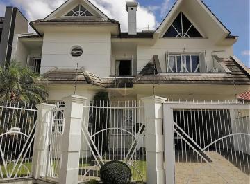 Casa · 336m² · 4 Quartos · 3 Vagas · Sobrado com 04 suítes no Bairro Moinhos de Vento