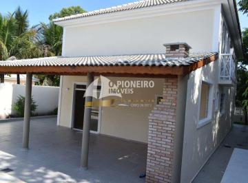 Casa · 240m² · 4 Quartos · 5 Vagas · Casa em condomínio para venda em Boracéia!