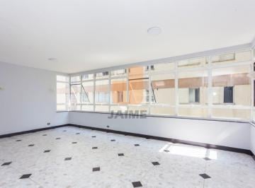 Apartamento · 150m² · 3 Quartos · 1 Vaga · Apartamento reformado, são 150 m2 e uma vaga, em excelente localização.