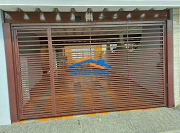 Fachada · Casa com 218m², 3 Dormitórios e 4 Vagas de garagem - Jaguaribe.