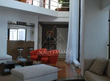 Apartamento · 735m² · 4 Quartos · 4 Vagas · Cobertura na Vila Andrade á venda com 4 Dormitórios sendo (4 Suítes), 4 Vagas e 735m² A.Ú.
