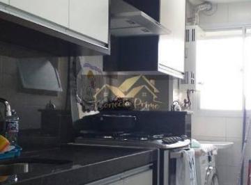 Apartamento · 70m² · 3 Quartos · 1 Vaga · Apartamento à venda no Condomínio Brisas - Taboão da Serra/SP.