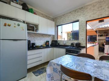 Casa · 150m² · 3 Quartos · 1 Vaga · Sobrado com 150m² localizado na Vila Mariana em São Paulo/SP.