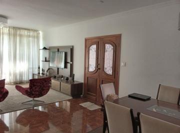 Casa · 248m² · 3 Quartos · 5 Vagas · Sobrado de 248m², Localizado no bairro Cambuci em São Paulo - SP 
