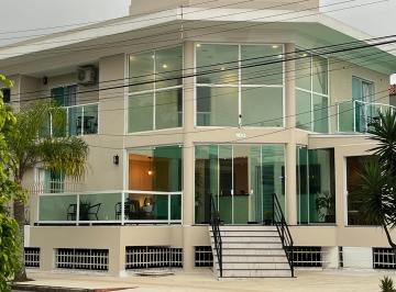 Comercial , Guarujá · Oportunidade no Guarujá: Hotel com 12 Suítes a 60m da Praia
