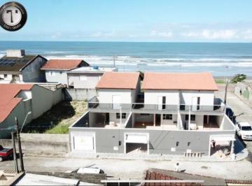 Foto 01 · Casa com piscina à 70 metros da praia, à venda , bairro Suarão, Itanhaém, São Paulo, com 4 dormitóri