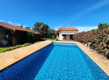 Rural de 3 quartos, Artur Nogueira · Chácara com 2 casas e piscina em Artur Nogueira - SP