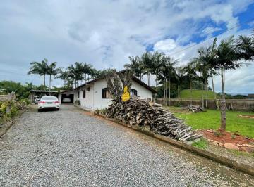 Rural · 9722m² · 3 Quartos · 2 Vagas · Sítio dentro da cidade