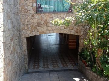 v4598a.jpg · Casa à venda no Ayrosa com 3 quartos