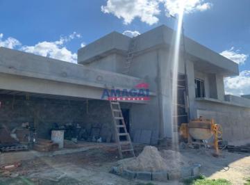 Casa · 214m² · 3 Quartos · 3 Vagas · Condomínio Bosque dos Manacas - Jacareí