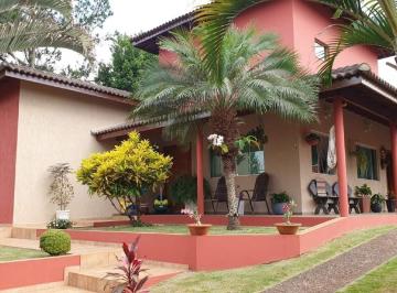 Rural · 612m² · 3 Quartos · 4 Vagas · Chácara à venda no bairro Parque Das Árvores com 213,77m² de área construída 