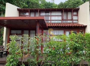 Casa · 93m² · 2 Quartos · 1 Vaga · Casa com 2 Suítes em Condominio a Beira-Rio
