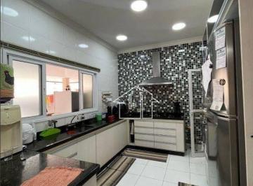 ec0b480499aed91239c51c25e0da35d4df84aed9 · Casa com 3 dormitórios à venda, 250 m² por R$ 2.195.000,00 - Villa Branca - Jacareí/SP