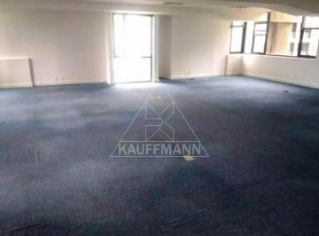 Comercial · 212m² · 3 Vagas · Conjunto Comercial para Venda e Locação no Brooklin, 5 Salas, 3 Vagas, 212,40m² A.U.