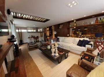 Imagem do Imóvel · Linda casa totalmente decorada, com fino acabamento em cada detalhes do imóvel.