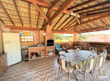 Casa de 3 quartos, Socorro · CASA NO CENTRO COM AMPLO QUINTAL EM SOCORRO/SP