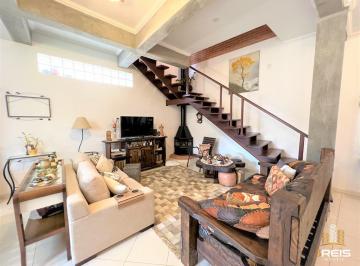 Casa de 3 quartos, Socorro · CASA NO CENTRO COM AMPLO QUINTAL EM SOCORRO/SP