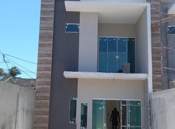 Casa de 3 quartos, Lauro de Freitas · Casa de 3/4 sendo 2 suits próximo a praia de Ipitanga,