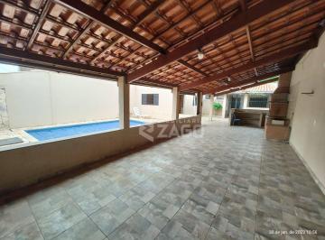 6ac37ae68e18487c86d484a50fb675dae3d6a0fd · Casa com 2 dormitórios para alugar, 156 m² por R$ 2.258,70/mês - Conjunto Umuarama - Uberaba/MG