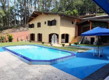 CHACARA - COMERCIAL - RESIDENCIAL - FESTAS · Chácara residencial com 6 dormitórios.