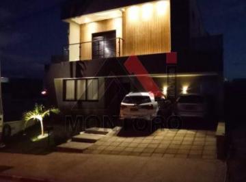 img0 · Casa Condomínio em Araraquara