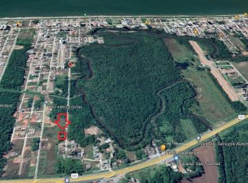 Terreno de 10 quartos, Balneário Piçarras · Terreno em Piçarras, bairro Itacolomi 