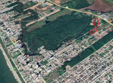 Terreno , Balneário Piçarras · Terreno em Piçarras, bairro Itacolomi  - 4.230m2
