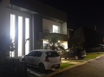 Casa de 3 quartos, Curitiba · Casa em Condomínio Sala Pé Dir. Alto, 3 Quartos, sendo 3 Suítes (-Uma-1 Térrea)-Curitiba