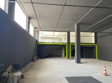 90e16f59bec5a9f3afefba41bc26d189c3a6fbb9 · Galpão para alugar, 550 m² - Centro - Osasco/SP