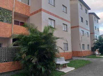 Apartamento de 2 quartos, Praia Grande · Apto 2 qtos, sala, coz, wc, as, gar próx praia escolas $ 185.000,
