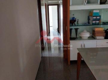 cc8f5ba51a42e3e8f5bcb15499ef2f40b3f12038 · Edifício Renoir