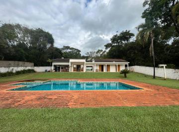 Casa de 3 quartos, Avaré · Casa pé na água c/ 5.000 m² de terreno, garagem de barcos