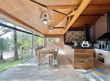 Casa · 890m² · 5 Quartos · 6 Vagas · Fazendinha - 5 sts, ap. hóspedes, maravilhoso lazer!