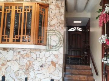 Casa · 170m² · 4 Quartos · 2 Vagas · Sobrado a venda no Butantã - 2 vagas de garagem - Cozinha americana