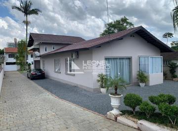 Casa · 262m² · 4 Quartos · 2 Vagas · Casa com 4 quartos à venda no bairro Imigrantes em Timbó/SC