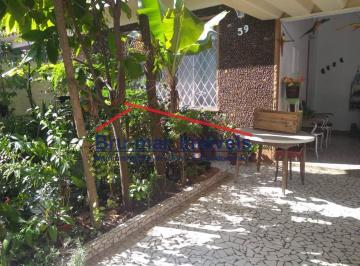 Casa · 200m² · 3 Quartos · 3 Vagas · Sobrado 3 Dormitórios Garagem Edícula e Quintal a Venda no Gonzaga