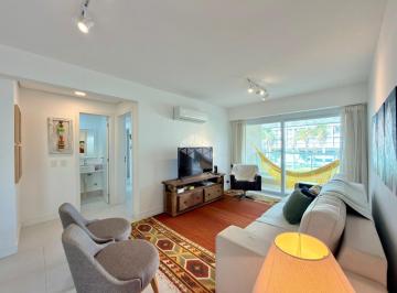 Apartamento · 140m² · 3 Quartos · 2 Vagas · Apartamento 03 dormitórios(sendo 01 suíte), mobiliado e decorado, 2 vagas de garagem, em Atlântida, 