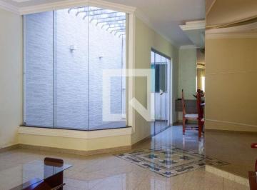 Casa · 172m² · 3 Quartos · 3 Vagas · Casa para Aluguel - Segismundo Pereira, 3 Quartos,  172 m² - Uberlândia
