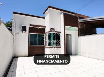 Casa · 80m² · 3 Quartos · 2 Vagas · CASA FAIXA MAR NO BALNEÁRIO SHANGRI-LÁ.