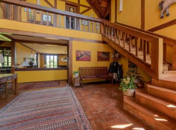 20221110172047620.jpg · Casa com 5 quartos à venda em Campos Do Jordão, no bairro Capivari